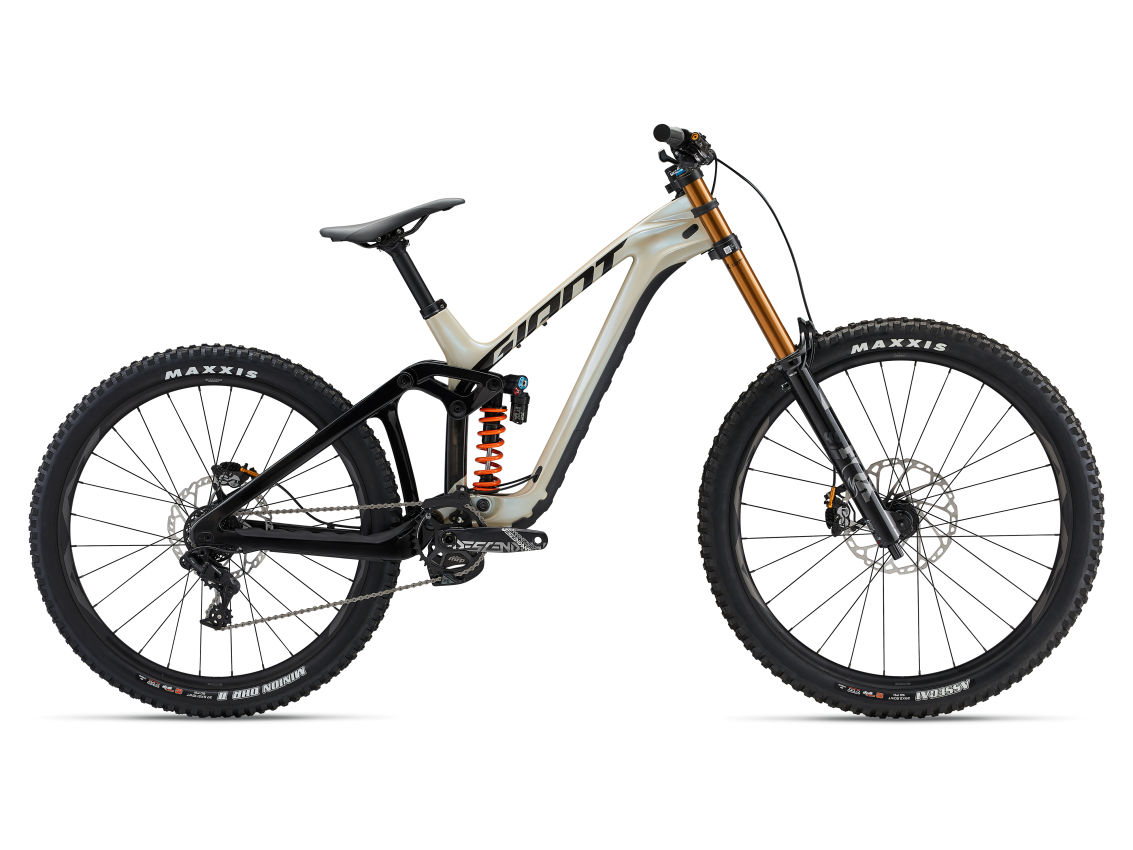 Giant Glory Advanced LTD